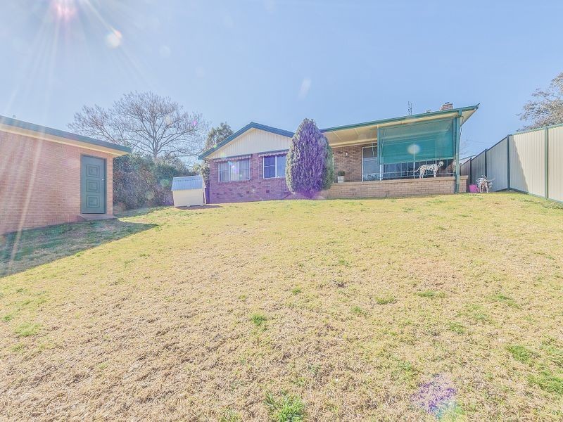 4 Neila Lane, Cowra NSW 2794