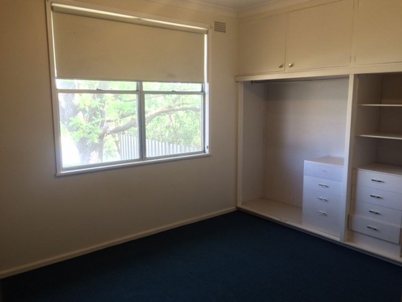 2 Sheahan Street, Cowra NSW 2794