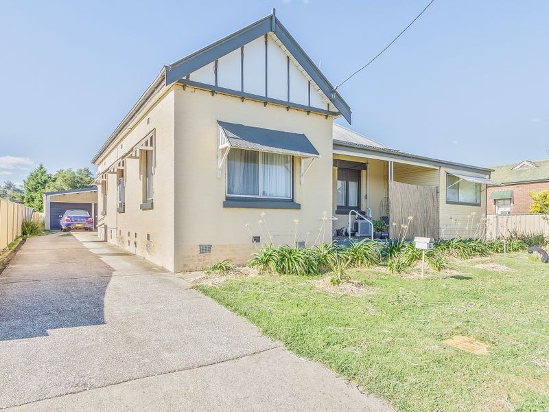 28 Parkes Street, Cowra NSW 2794