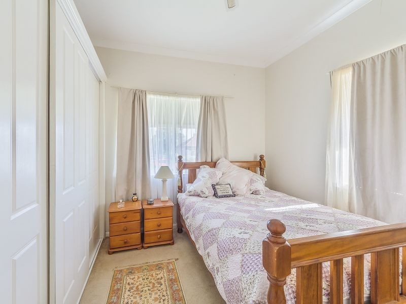 28 Parkes Street, Cowra NSW 2794