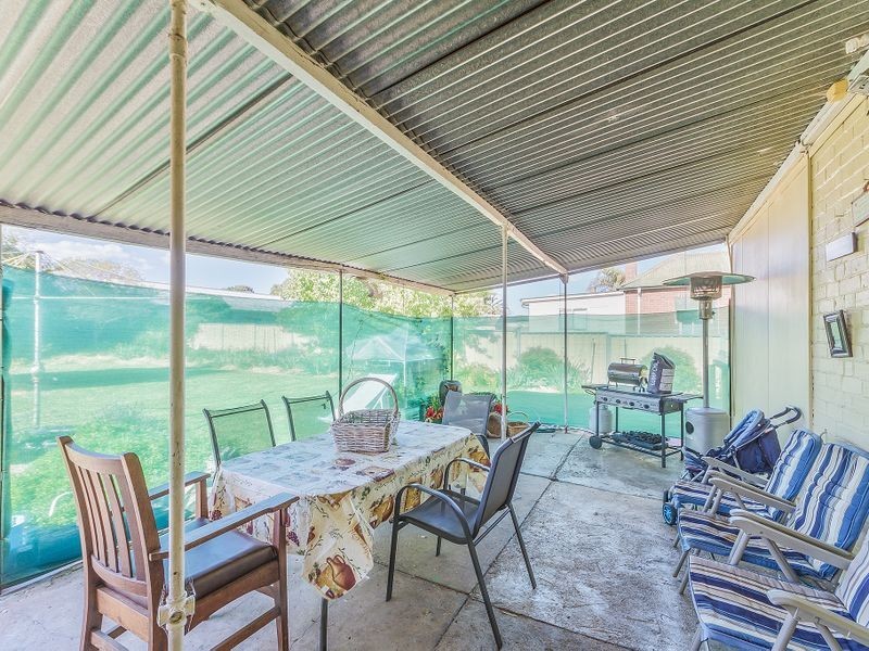 28 Parkes Street, Cowra NSW 2794