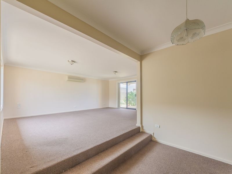 32 Dowell Street, Cowra NSW 2794