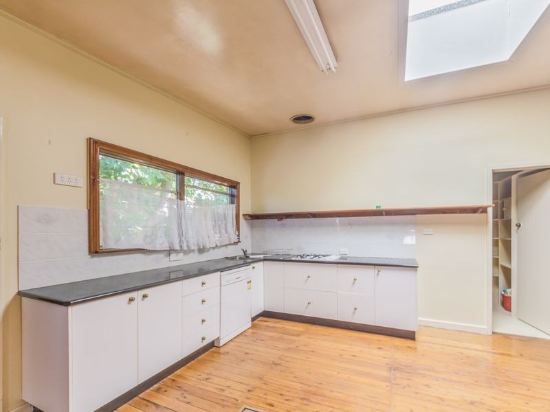 92 Macquarie Street, Cowra NSW 2794