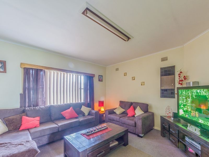 14 Kibbler Street, Cowra NSW 2794