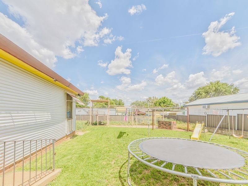 14 Kibbler Street, Cowra NSW 2794