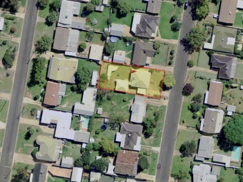 14 Kibbler Street, Cowra NSW 2794