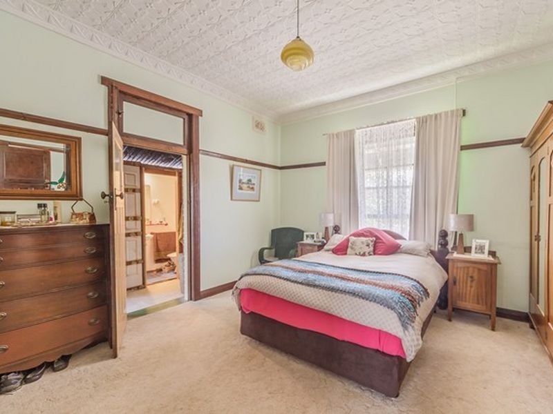 233 A Morongla Road, Cowra NSW 2794