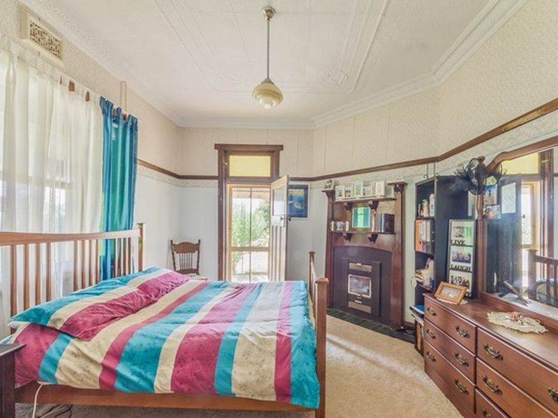 233 A Morongla Road, Cowra NSW 2794