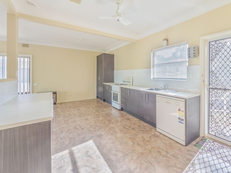 89 Macquarie Street, Cowra NSW 2794