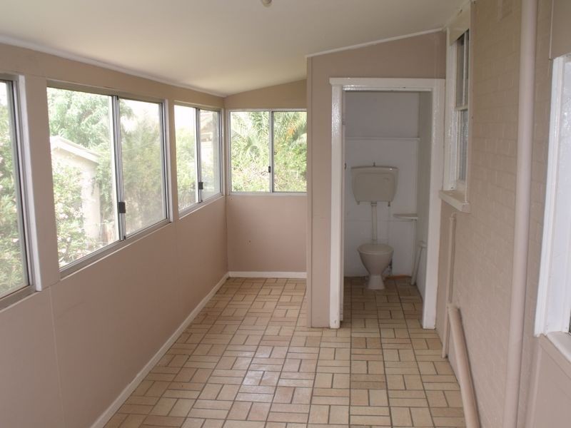 46 Vaux Street, Cowra NSW 2794