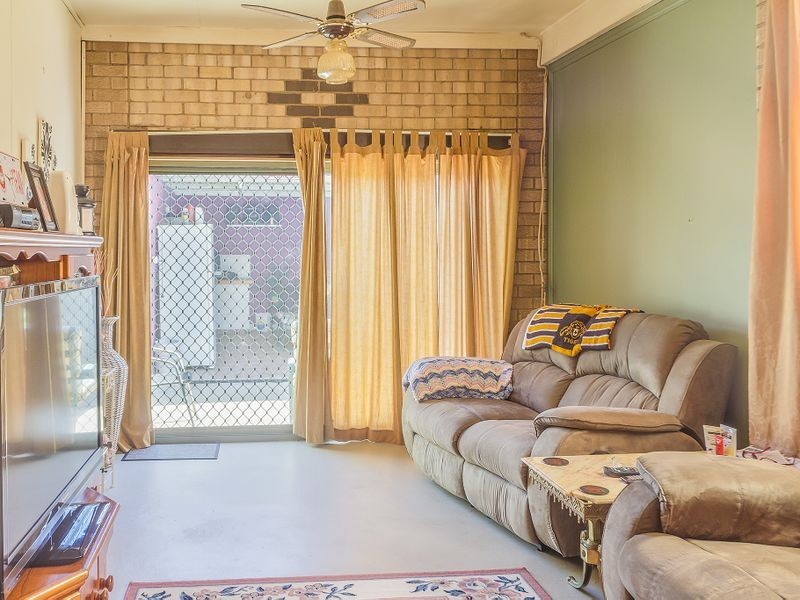 28 Berowra Street, Cowra NSW 2794
