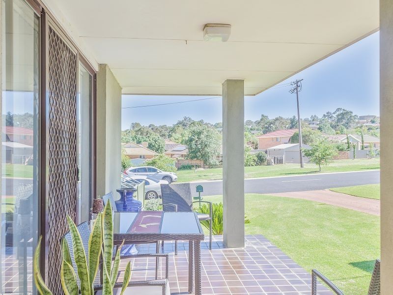 28 Berowra Street, Cowra NSW 2794
