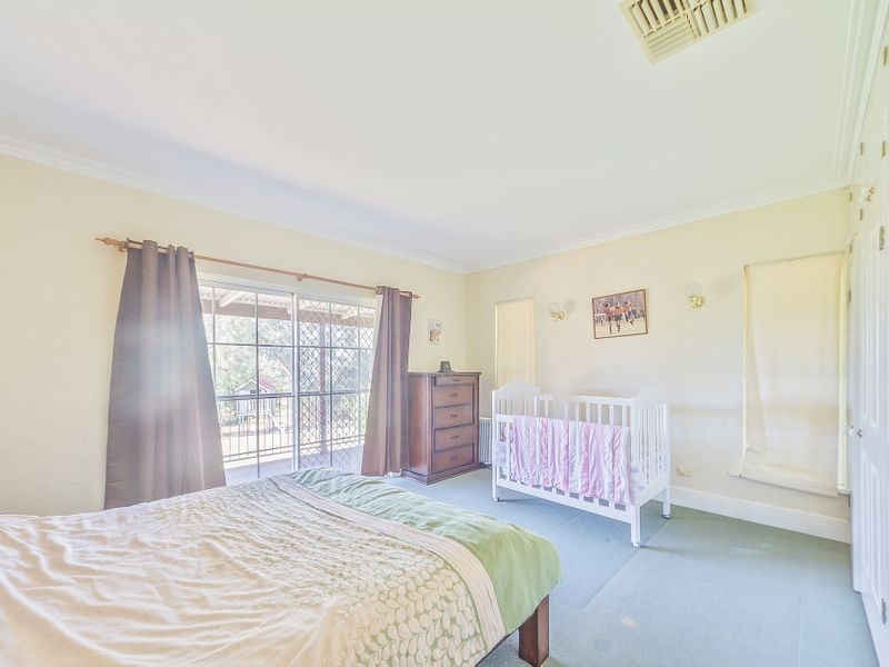 49 Valley View Road, Cowra NSW 2794