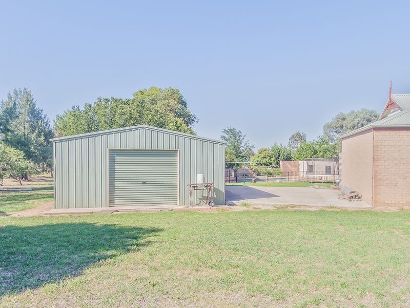 49 Valley View Road, Cowra NSW 2794