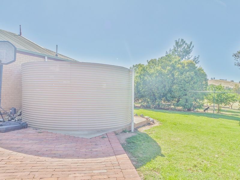 49 Valley View Road, Cowra NSW 2794