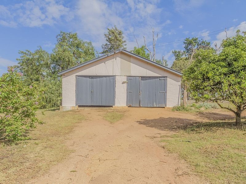 121 Bennett Springs Road, Cowra NSW 2794