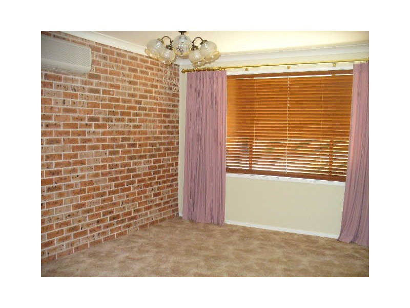 17 Amaroo Avenue, Cowra NSW 2794