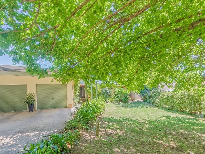 14 Yarrawonga Crescent, Cowra NSW 2794