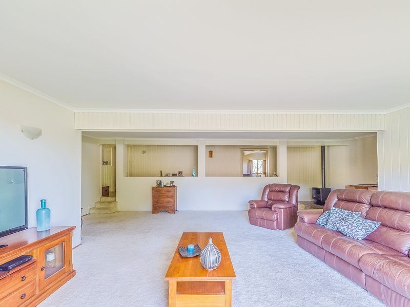 14 Yarrawonga Crescent, Cowra NSW 2794