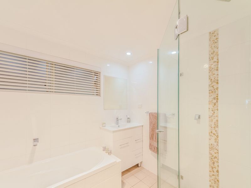 14 Yarrawonga Crescent, Cowra NSW 2794