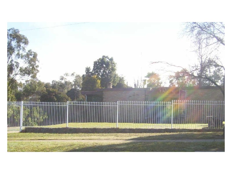 26 Comerford Street, Cowra NSW 2794