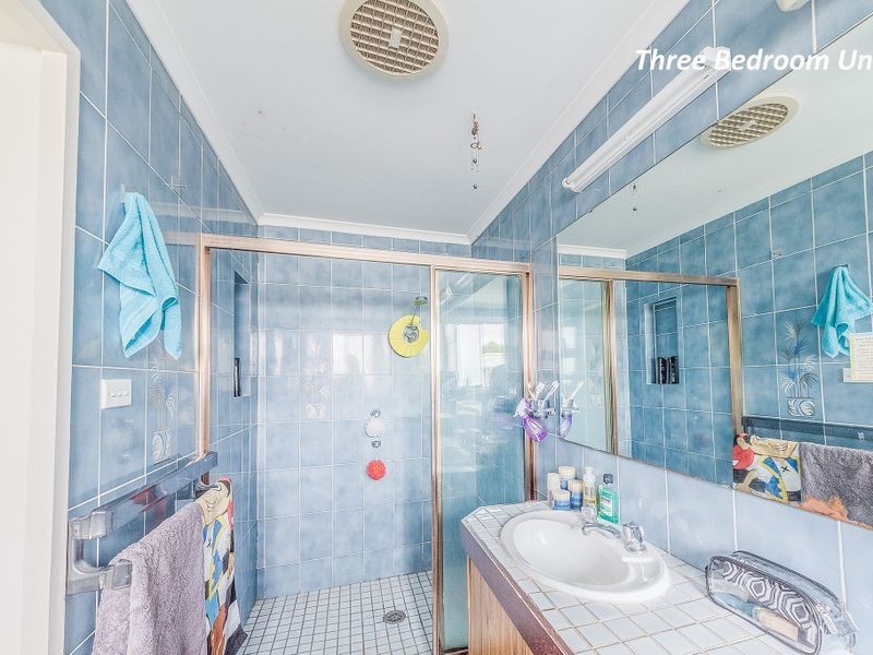 5 Coolabah Crescent, Cowra NSW 2794