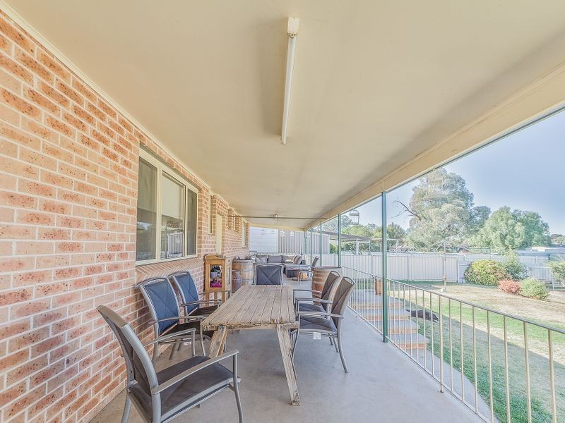 1 Parkes Street, Cowra NSW 2794