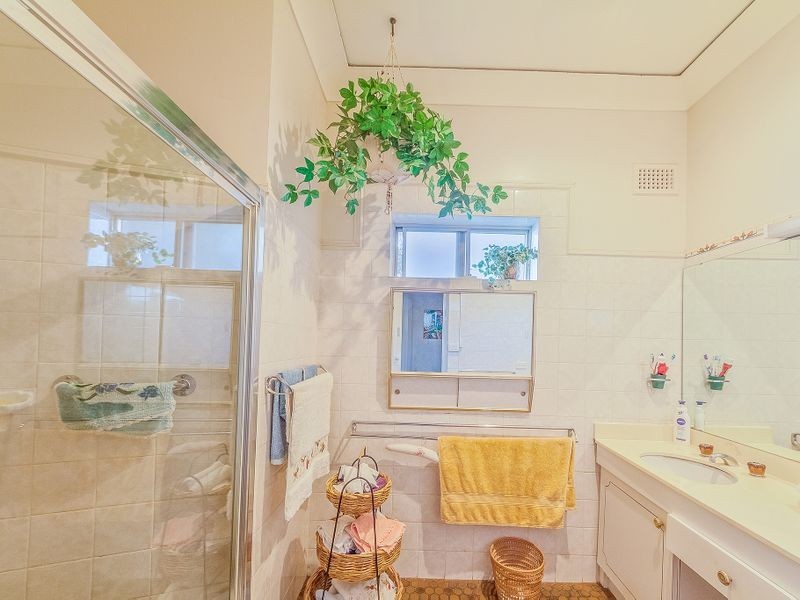 21 Carleton Street, Cowra NSW 2794