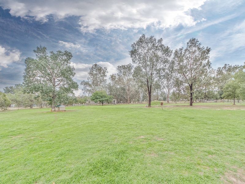 56-58 Waddell Street (Wattamondara), Cowra NSW 2794