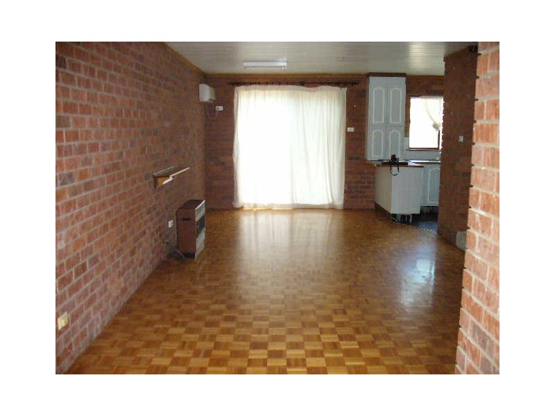 3/42 Evans Street, Cowra NSW 2794