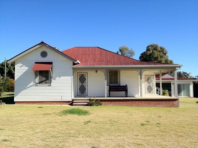 34 River Park Road, Cowra NSW 2794