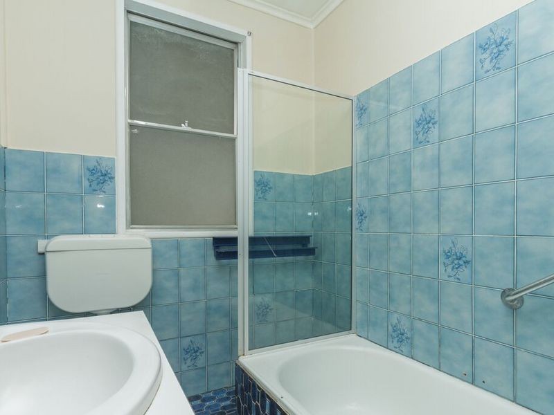 21 Cooyal Street, Cowra NSW 2794