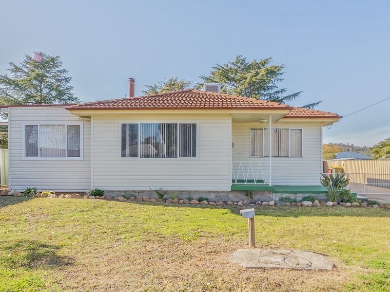 21 Cooyal Street, Cowra NSW 2794