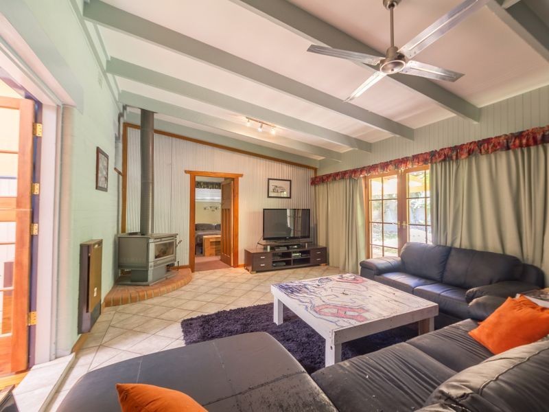 57 Macquarie Street, Cowra NSW 2794