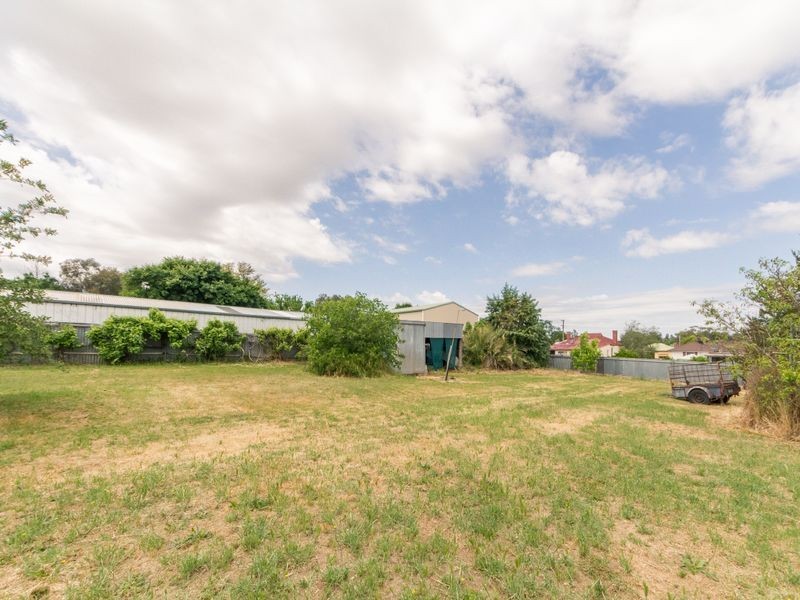 19 Baronga Street, Cowra NSW 2794
