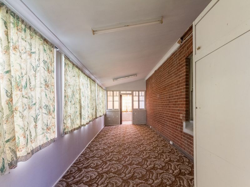 19 Baronga Street, Cowra NSW 2794