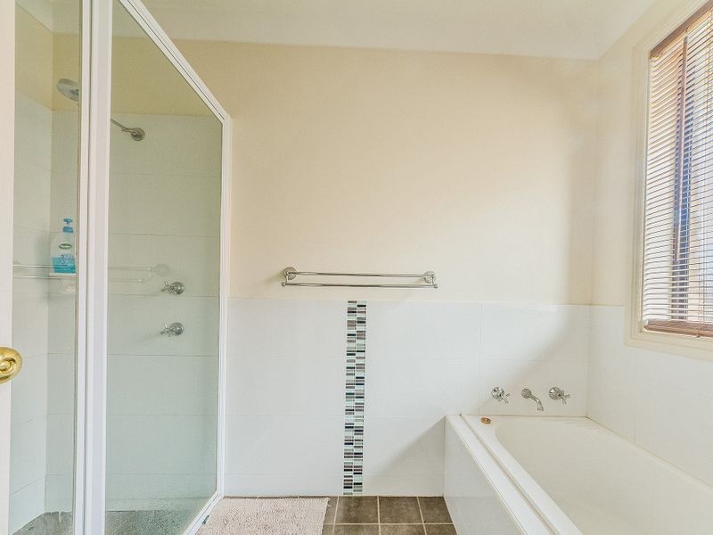 31 Lyall Street, Cowra NSW 2794
