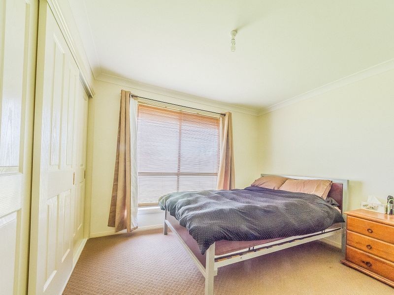 31 Lyall Street, Cowra NSW 2794