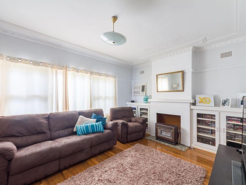 12 Macassar Street, Cowra NSW 2794