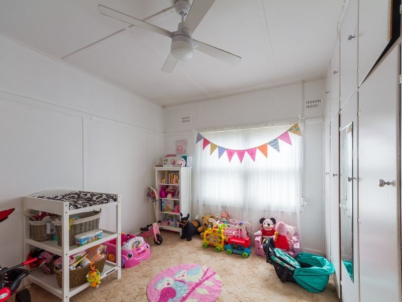 12 Macassar Street, Cowra NSW 2794