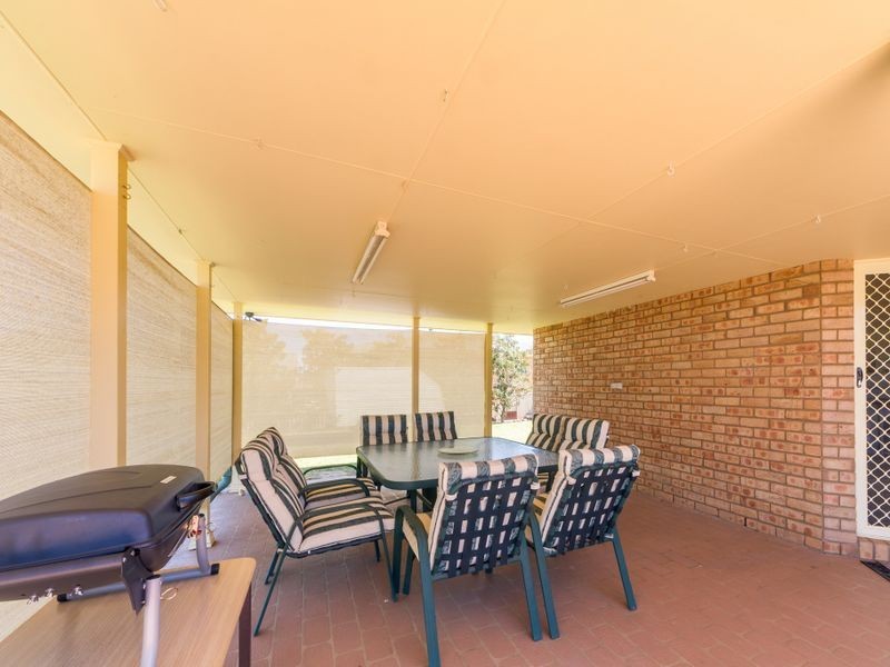 26 Acacia Circle, Cowra NSW 2794