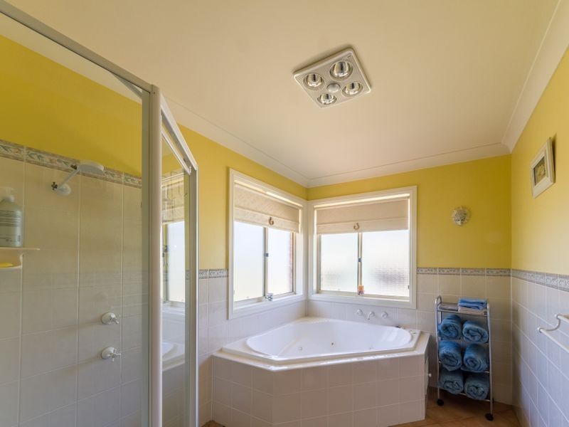 26 Acacia Circle, Cowra NSW 2794