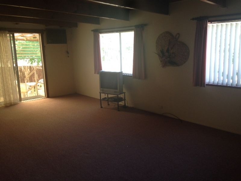 14 Newcombe Street, Cowra NSW 2794