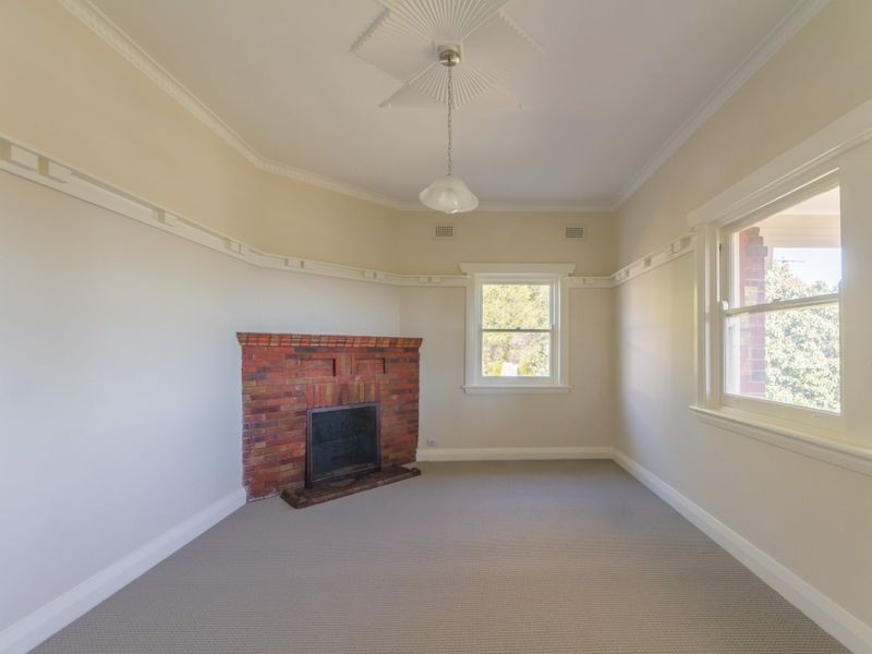 47 Lachlan Street, Cowra NSW 2794