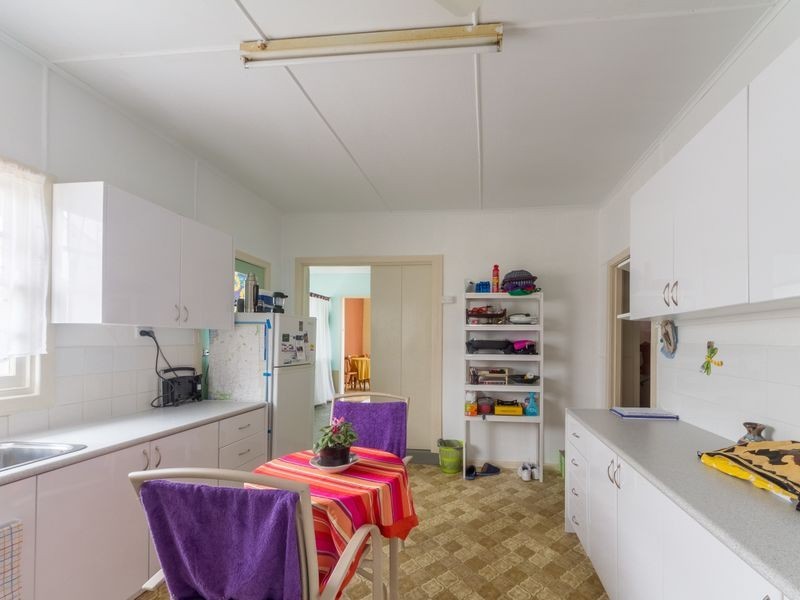 35 Lee Street, Cowra NSW 2794