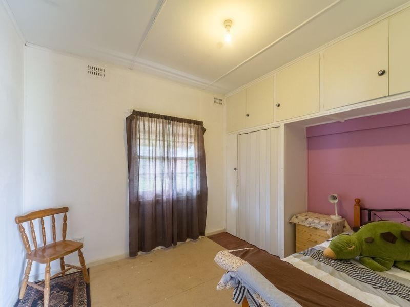 35 Lee Street, Cowra NSW 2794