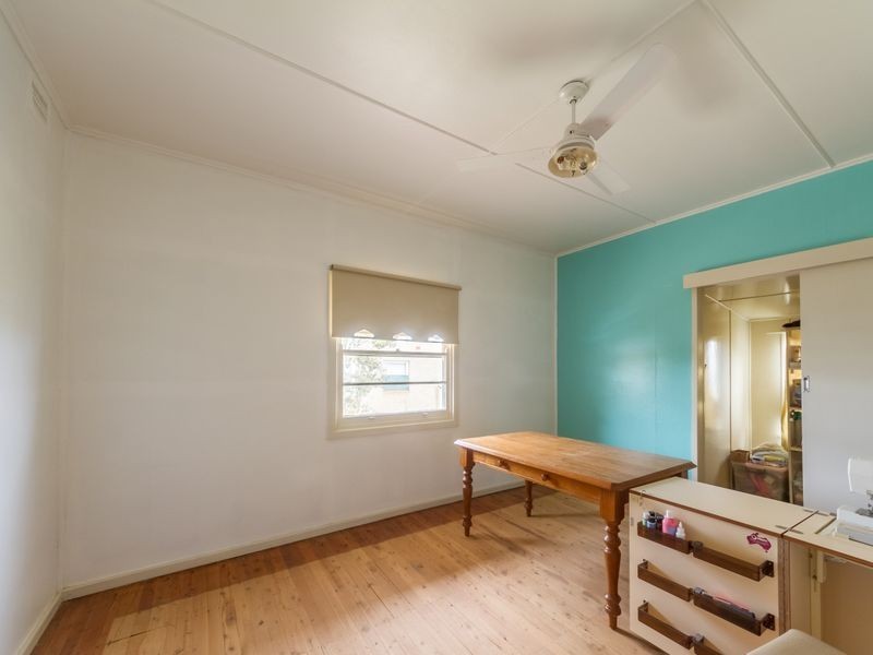 35 Lee Street, Cowra NSW 2794