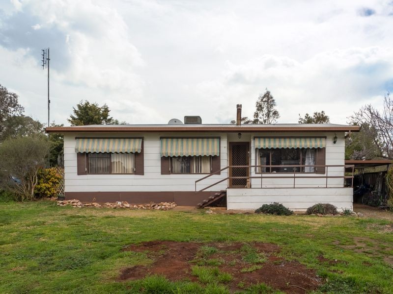 3 Waddell Street (Wattamondara), Cowra NSW 2794