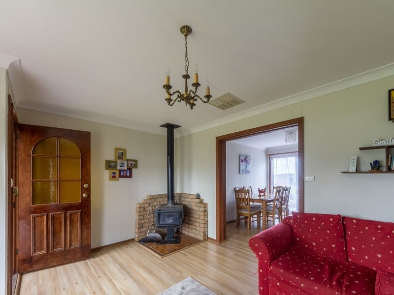 3 Waddell Street (Wattamondara), Cowra NSW 2794