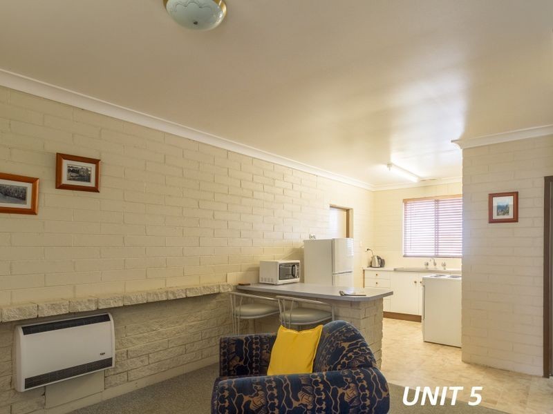 3-5 Dowell Street, Cowra NSW 2794